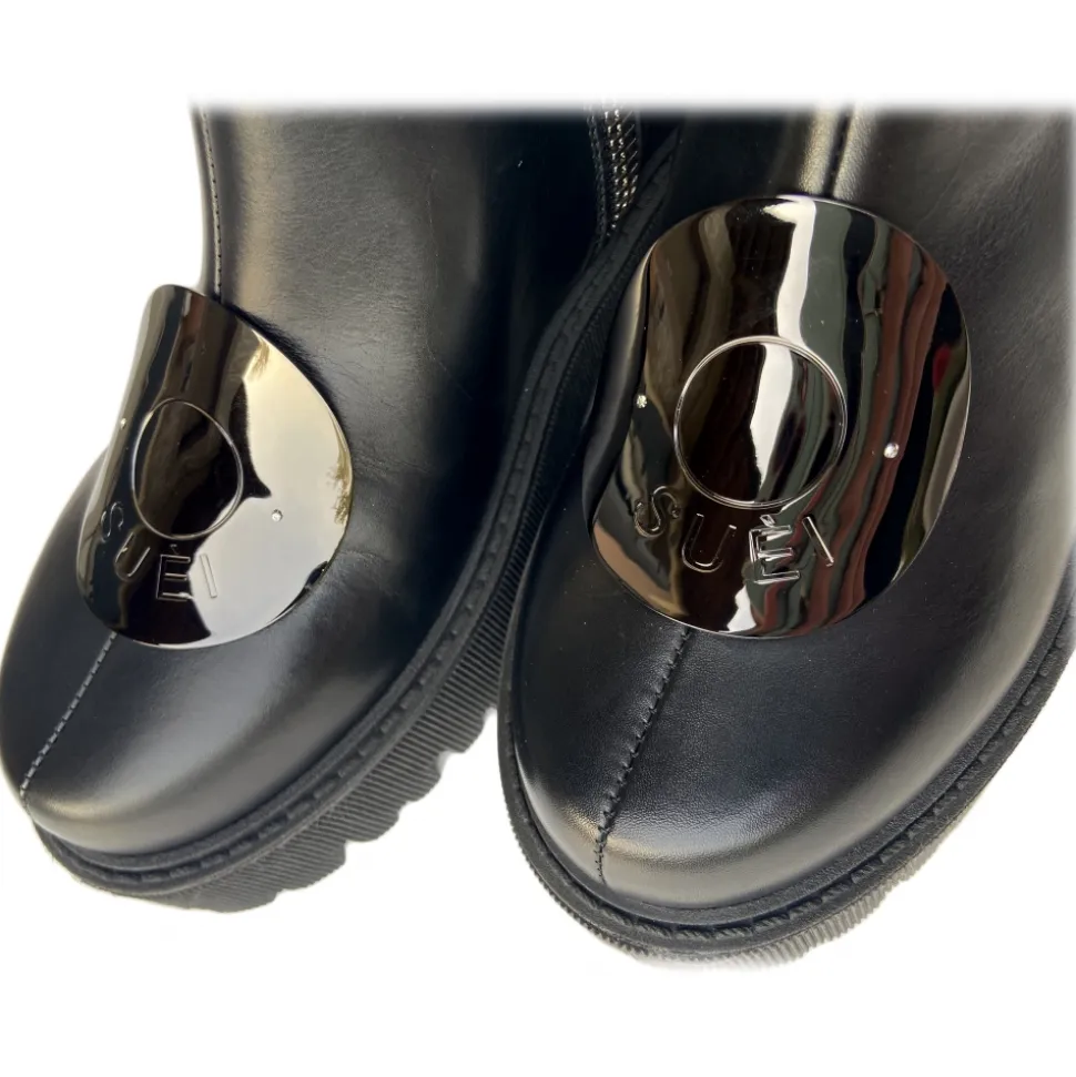 Suèi - Boots with Plate Accessories - Black - Handmade in Italy - Luxury Exclusive Collection - Avvenice