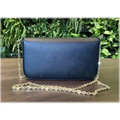 Suèi - Wallet of Calf Leather - Black - Handmade in Italy - Luxury Exclusive Collection - Avvenice