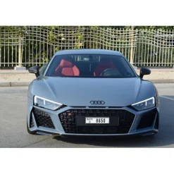 Superior Car Rental - Audi R8 - Exclusive Luxury Rent - Avvenice
