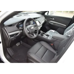 Superior Car Rental - Cadillac XT4 - Exclusive Luxury Rent - Avvenice