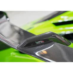 Superior Car Rental - Lamborghini Aventador SVJ - Green - Exclusive Luxury Rent - Avvenice