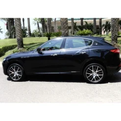 Superior Car Rental - Maserati Levante S - Exclusive Luxury Rent - Avvenice
