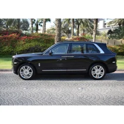 Superior Car Rental - Rolls-Royce Cullinan - Exclusive Luxury Rent - Avvenice