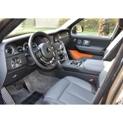 Superior Car Rental - Rolls-Royce Cullinan - Exclusive Luxury Rent - Avvenice