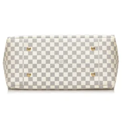 The Artsy MM features a damier azur canvas body, a rolled vachetta handle, an open top, and interior zip and slip pockets. - Avvenice