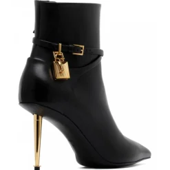 Tom Ford - Black Pointed Toe Boots - Tom Ford Exclusive Luxury Collection - Avvenice