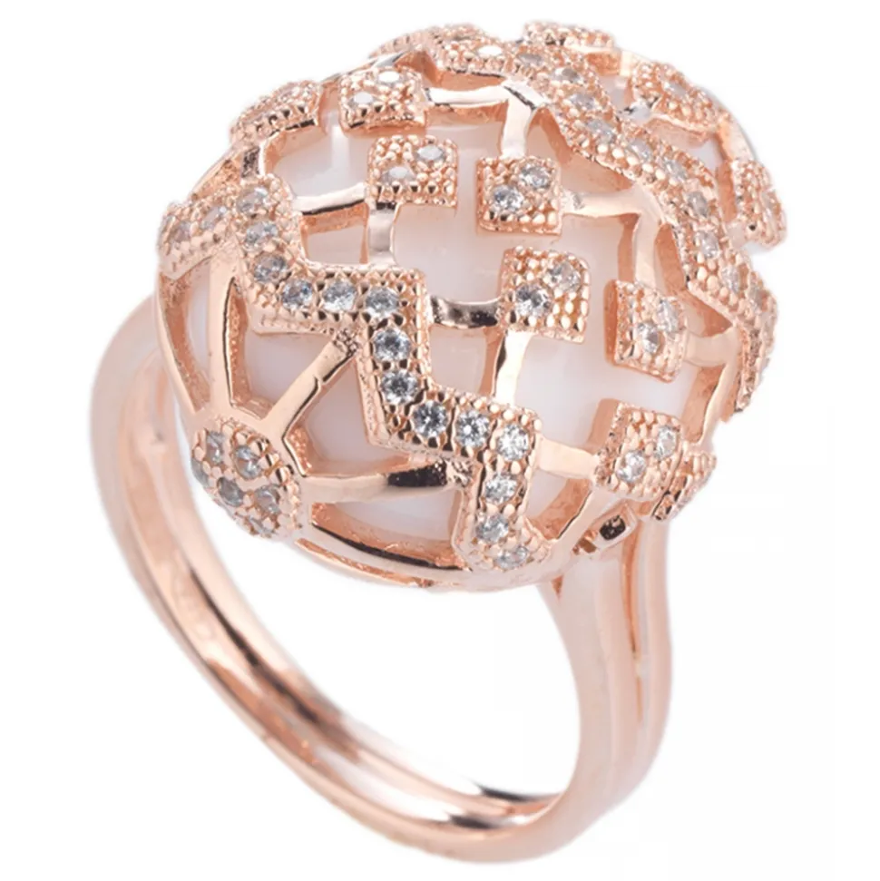 Tsars Collection - Alexandra Ring with Guilloche Pattern - Handmade in Swiss - Luxury Exclusive Collection - Avvenice