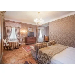 Villa Condulmer - Discovering Veneto & Golf - Executive Suite - 5 Days 4 Nights - Venice - Villa - Veneto Italy - Avvenice