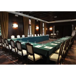 Villa Condulmer - Discovering Prosecco & Golf - Executive Suite - 3 Days 2 Nights - Venice - Villa - Veneto Italy - Avvenice