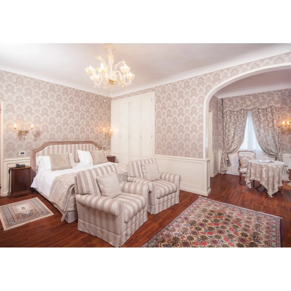 Villa Condulmer - Relax & Golf - Executive Suite - 3 Days 2 Nights - Venice - Villa - Veneto Italy - Avvenice