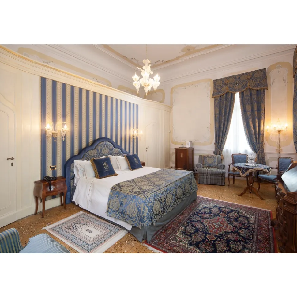 Villa Condulmer - Relax & Golf - Executive Suite - 3 Days 2 Nights - Venice - Villa - Veneto Italy - Avvenice