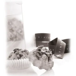 Vincente Delicacies - Almond Cookies with Sicilian Pistachios - Fine Pastry with Almonds in Crystal Box - Avvenice