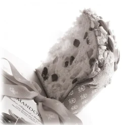 Vincente Delicacies - Panettone with Almonds, Raisin and Candied Orange - Mandorlo - Artisan in Metallic Box - Avvenice