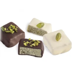 Vincente Delicacies - Ultra-Fine Chocolates Filled with a Green Pistachio from Bronte P.D.O. Ganache Cream - Maravilha Meditha - Avvenice