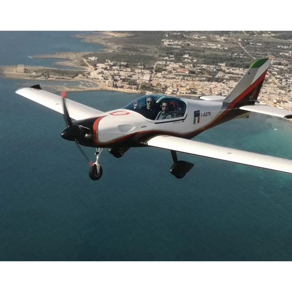 Volare in Salento - Exclusive Ionic Side - Cessna - Exclusive Panoramic Flight - Salento - Puglia - Avvenice