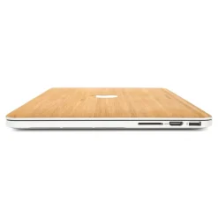 Woodcessories - Bamboo / MacBook Skin Cover - MacBook 13 Pro Touchbar - Eco Skin - Apple Logo - Wooden MacBook Cover - Avvenice