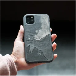 Woodcessories - Eco Bumper - Stone Cover - Canyon Red - iPhone 11 Pro - Real Stone Cover - Eco Case - Bumper Collection - Avvenice