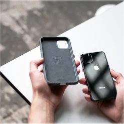 Woodcessories - Eco Bumper - Stone Cover - Canyon Red - iPhone 11 - Real Stone Cover - Eco Case - Bumper Collection - Avvenice