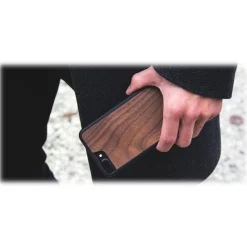 Woodcessories - Eco Bumper - Walnut Cover - Black - iPhone XS Max - Wooden Cover - Eco Case - Bumper Collection - Avvenice