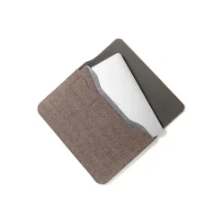 Woodcessories - MacBook Eco Pouch Cover - Walnut and Wool - MacBook 15 - Mac Case - Real Wood MacBook Bag - Avvenice