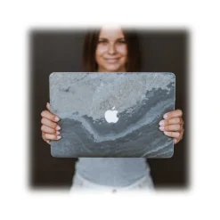 Woodcessories - Real Stone MacBook Cover - Camo Gray - MacBook 15 Pro Touchbar - Eco Skin Stone - Apple Logo - Avvenice