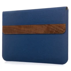 Woodcessories - Walnut / Blue Navy Leather / MacBook Bag - MacBook 15 Pro Ret - Eco Pouch Case - Wooden MacBook Bag - Avvenice