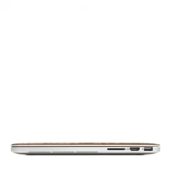 Woodcessories - Walnut / MacBook Skin Cover - MacBook 15 Pro Touchbar - Eco Skin - Axe Logo - Wooden MacBook Cover - Avvenice