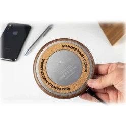 Woodcessories - Wireless Charging Station Dock Qi (10W) - Walnut - Real Wood Premium Eco Pad - iPhone - Apple - Samsung - Avvenice