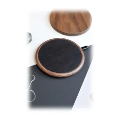 Woodcessories - Wireless Charging Station Dock Qi (10W) - Walnut - Real Wood Premium Eco Pad - iPhone - Apple - Samsung - Avvenice