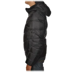 Woolrich - Hooded Chevron Jacket - Black - Jacket - Luxury Exclusive Collection - Avvenice