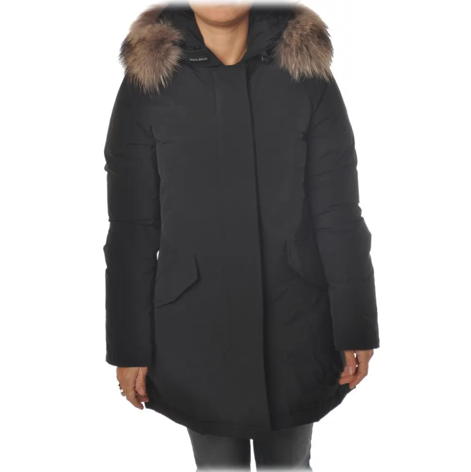 Woolrich - Hooded Waisted Down Jacket - Black - Jacket - Luxury Exclusive Collection - Avvenice