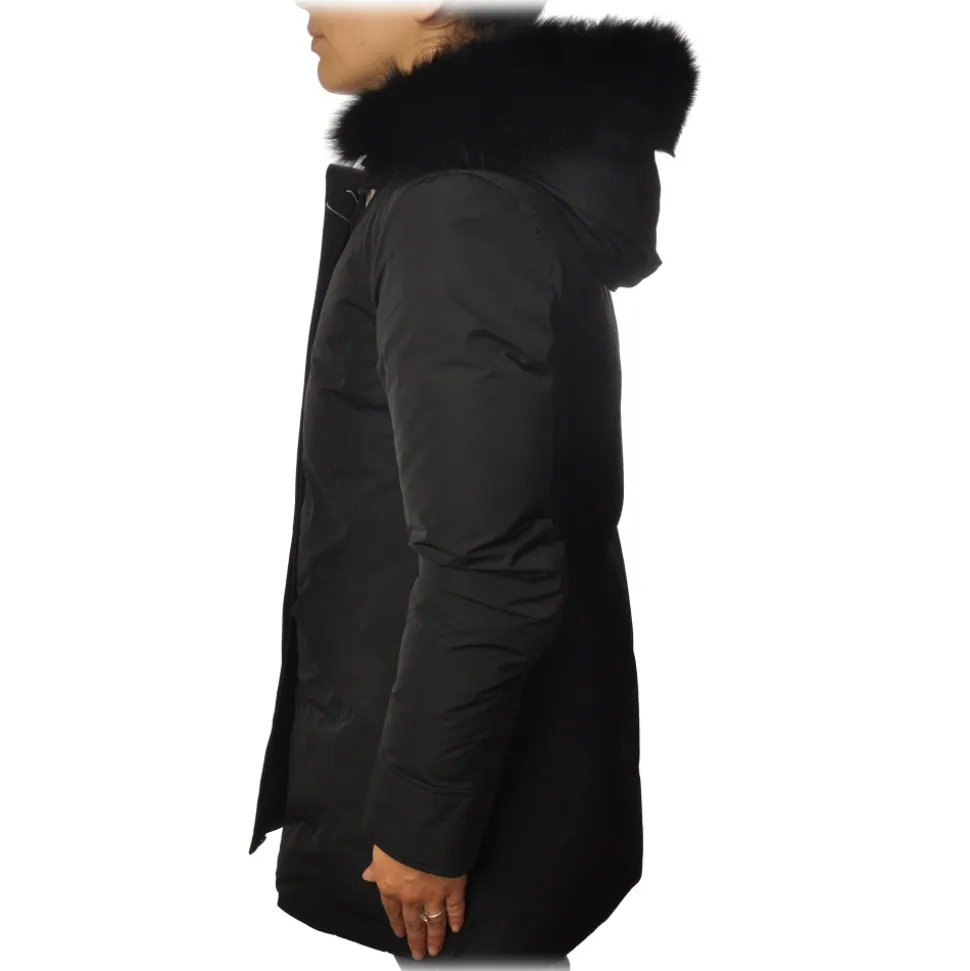 Woolrich - Jacket with Fox Fur-Trimmed Hood - Black - Jacket - Luxury Exclusive Collection - Avvenice