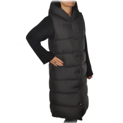 Woolrich - Long Vest Model Down Jacket - Black - Jacket - Luxury Exclusive Collection - Avvenice