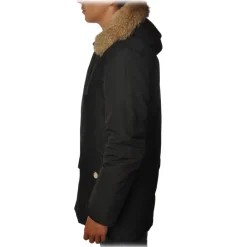 Woolrich - Parka with Hood and Contrast Buttons  - Black - Jacket - Luxury Exclusive Collection - Avvenice
