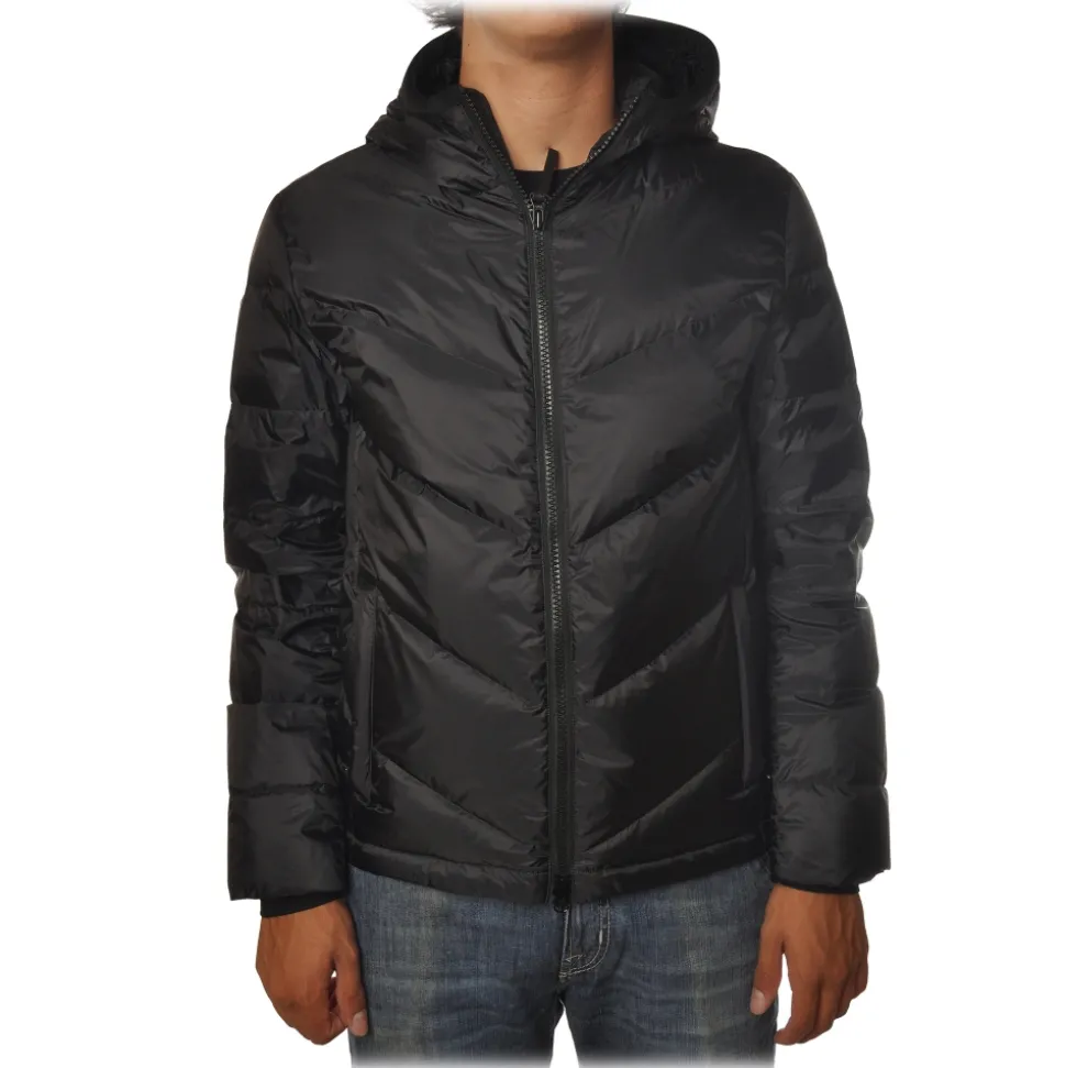 Woolrich - Short Down Jacket in Quilted Effect - Black - Jacket - Luxury Exclusive Collection - Avvenice