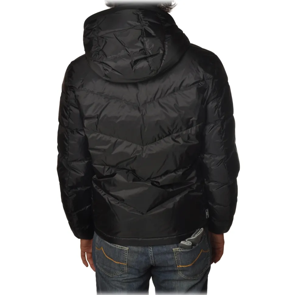Woolrich - Short Down Jacket in Quilted Effect - Black - Jacket - Luxury Exclusive Collection - Avvenice